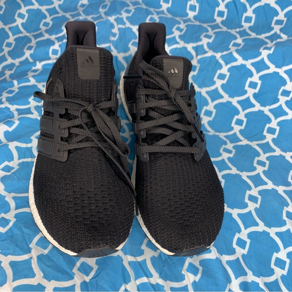 Adidas Women’s size 10 Ultraboost 4.0 core black triple white low top dna wmns - Picture 2 of 11